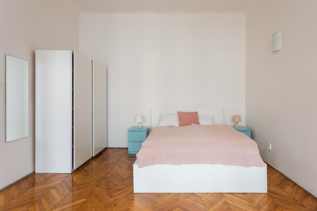 Ferienwohnung Welcoming Flat In Vinohrady By Prague Days Exterior foto